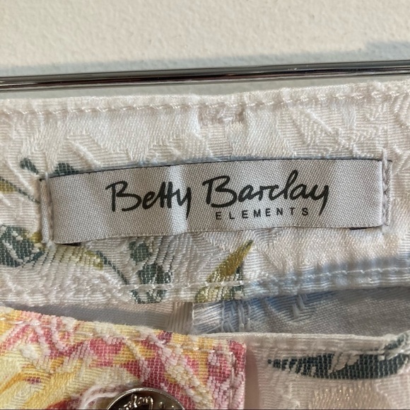 BETTY BARCLAY Sz 38 By Elements Slim Fit Mid Rise Slim Leg Pants Jeans - Picture 6 of 11